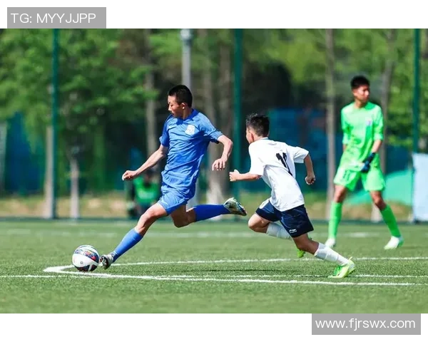 上海足球队逆袭之路揭秘从低谷到巅峰的奋斗与荣耀